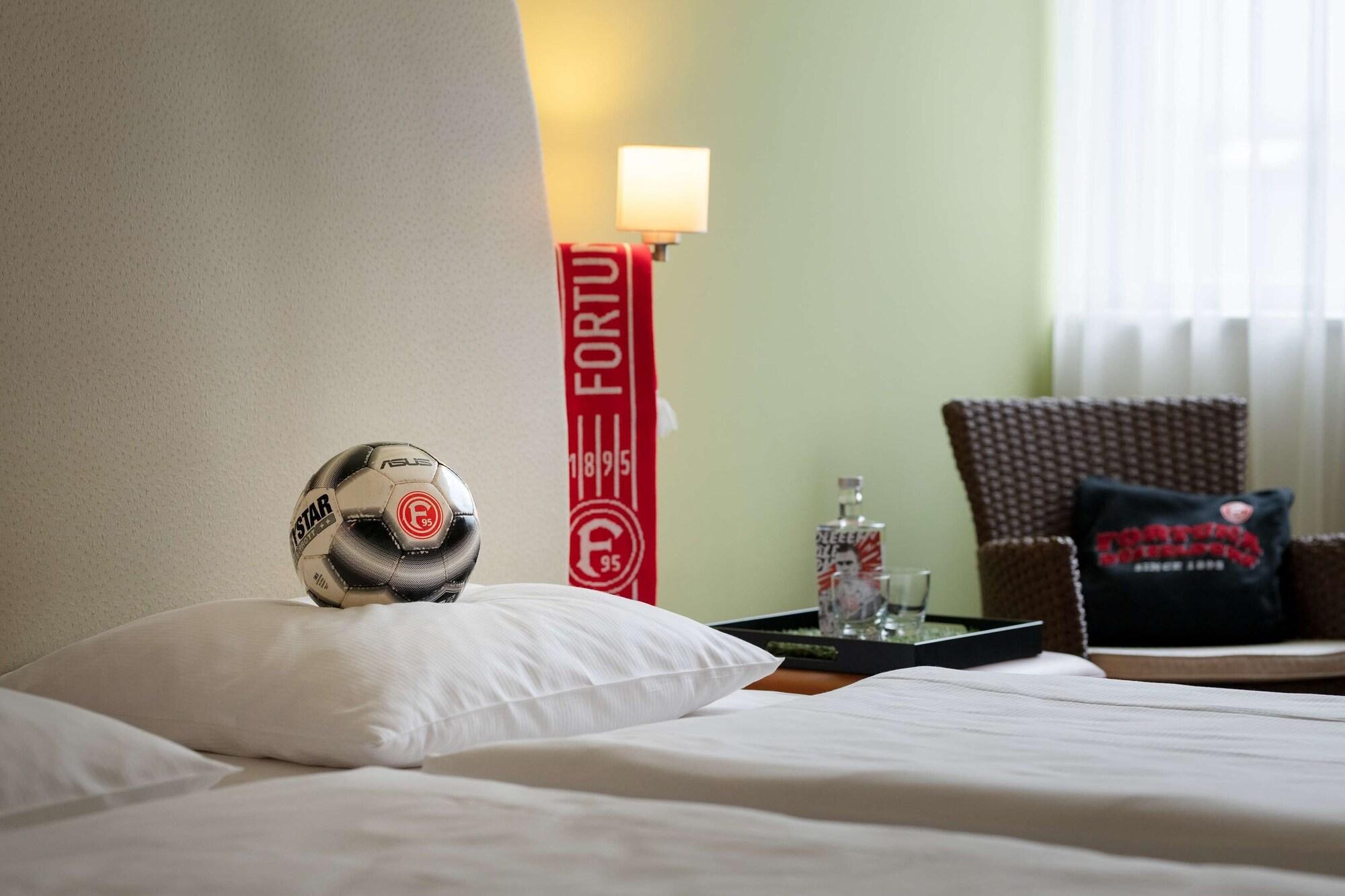 Tulip Inn Hotel Duesseldorf Arena Εξωτερικό φωτογραφία